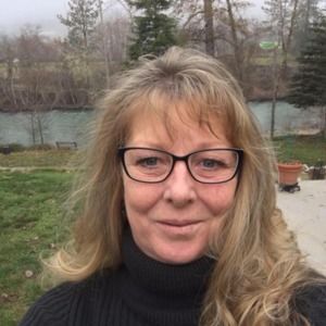 Meet your Posher, Allyson